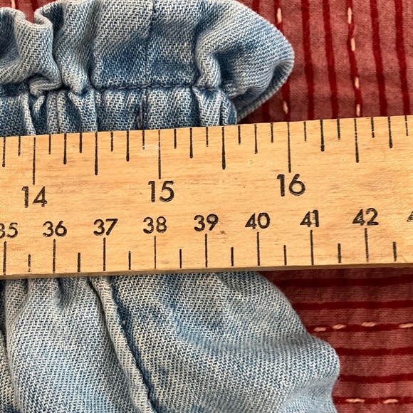 American Eagle Outfitters women’s large faded jeans Light Blue denim shorts - Picture 5 of 12